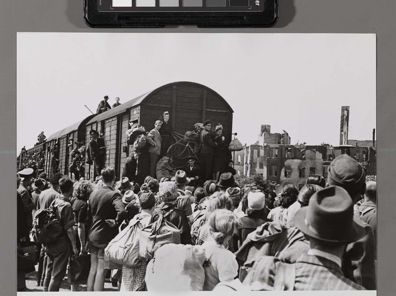 BA101581.jpg