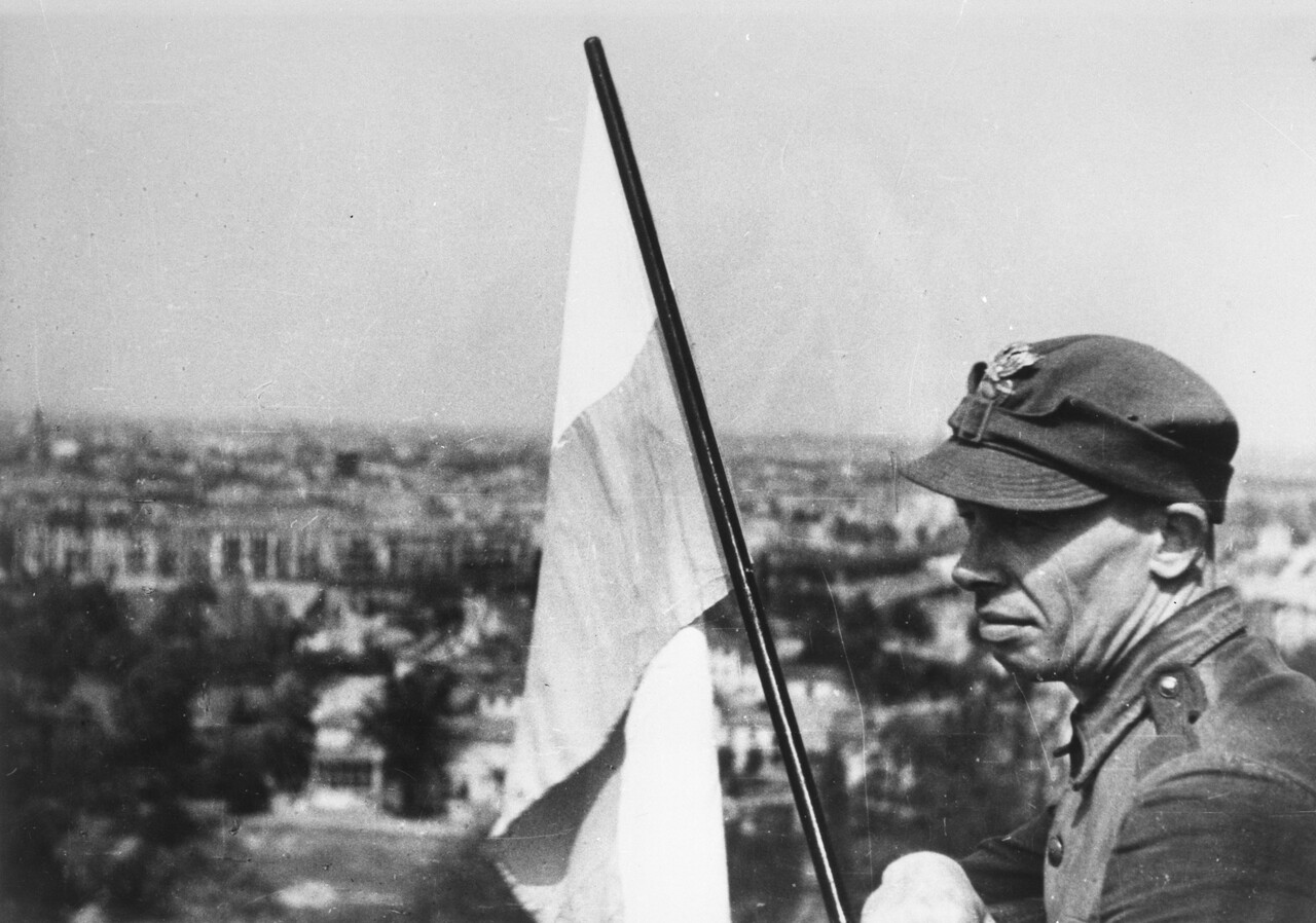 pap_19450502_016.jpg